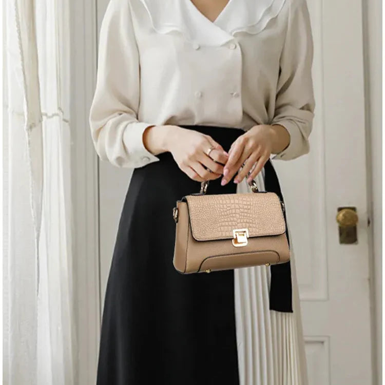 Bolsa em Couro Legítimo - Crav